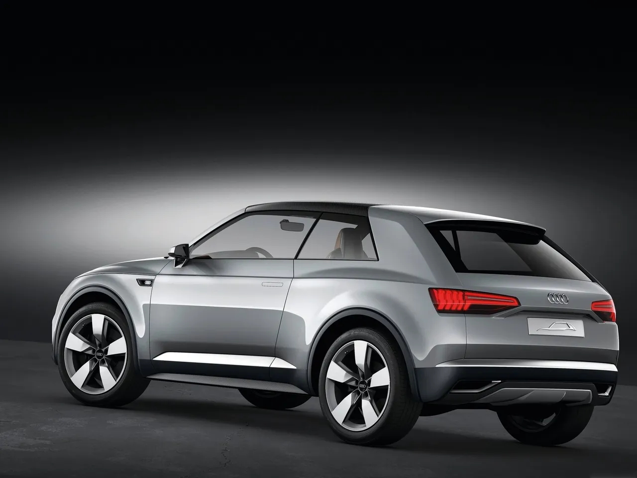 Audi Crosslane Coupe Concept (2012) – zadní tříčtvrteční pohled