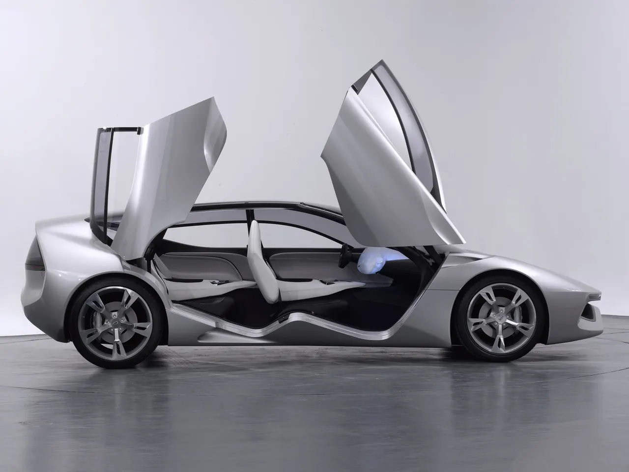 Pininfarina Sintesi Concept (2008) – boční profil