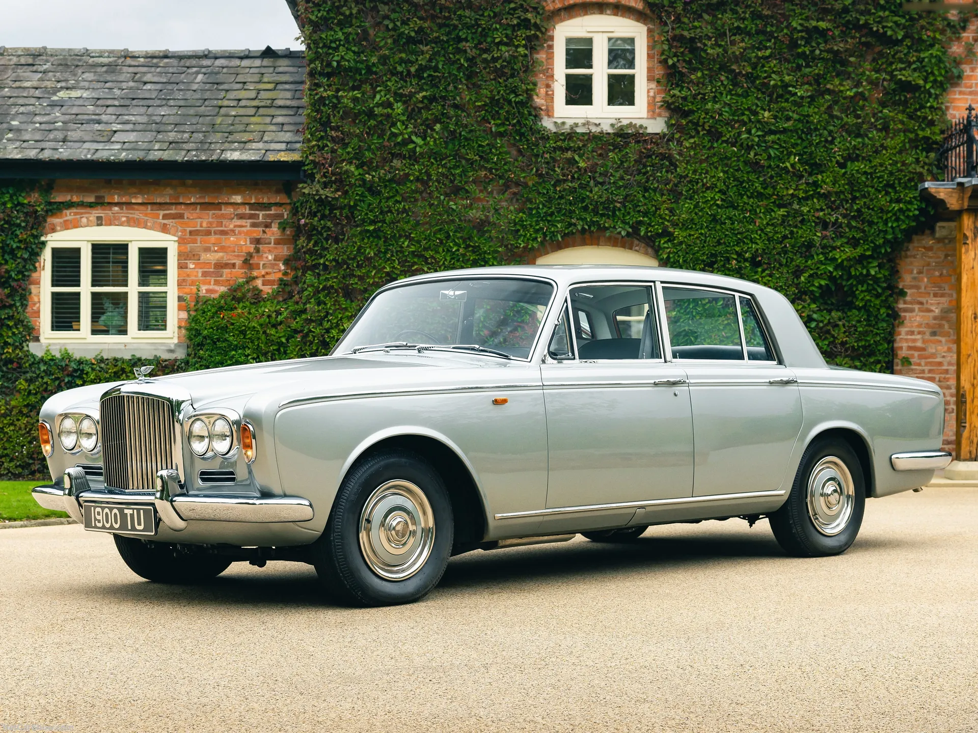 Bentley T-Series (1965)