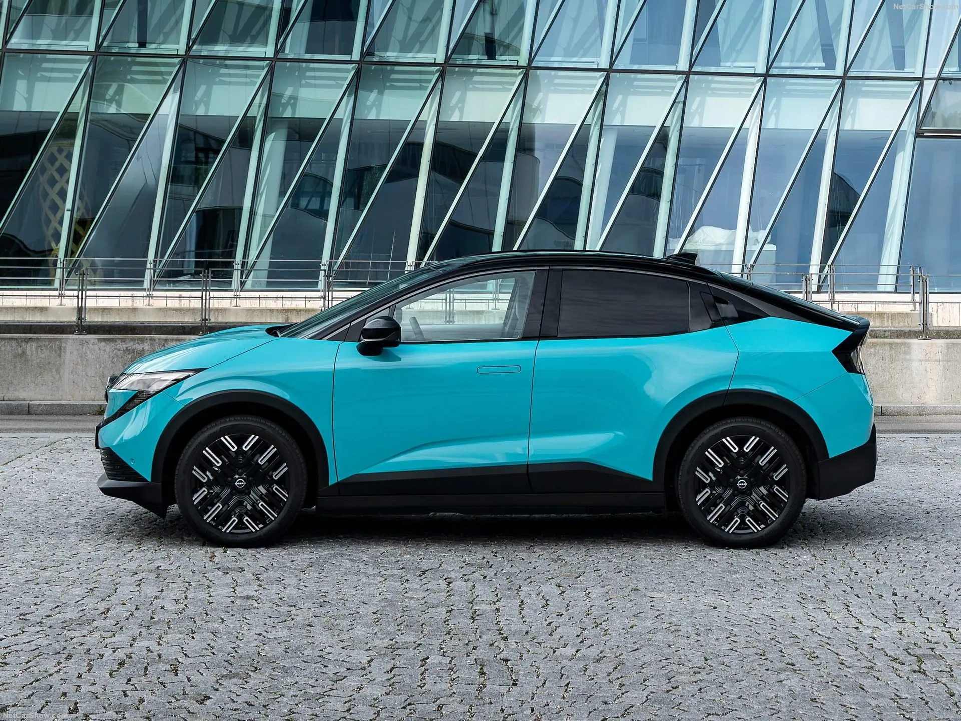 Nissan Leaf (2026) – boční profil