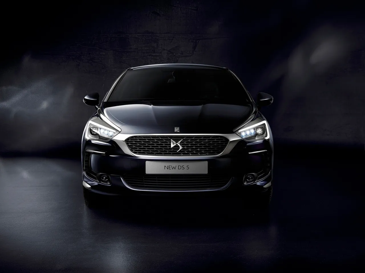 DS 5 (2016) – zepředu