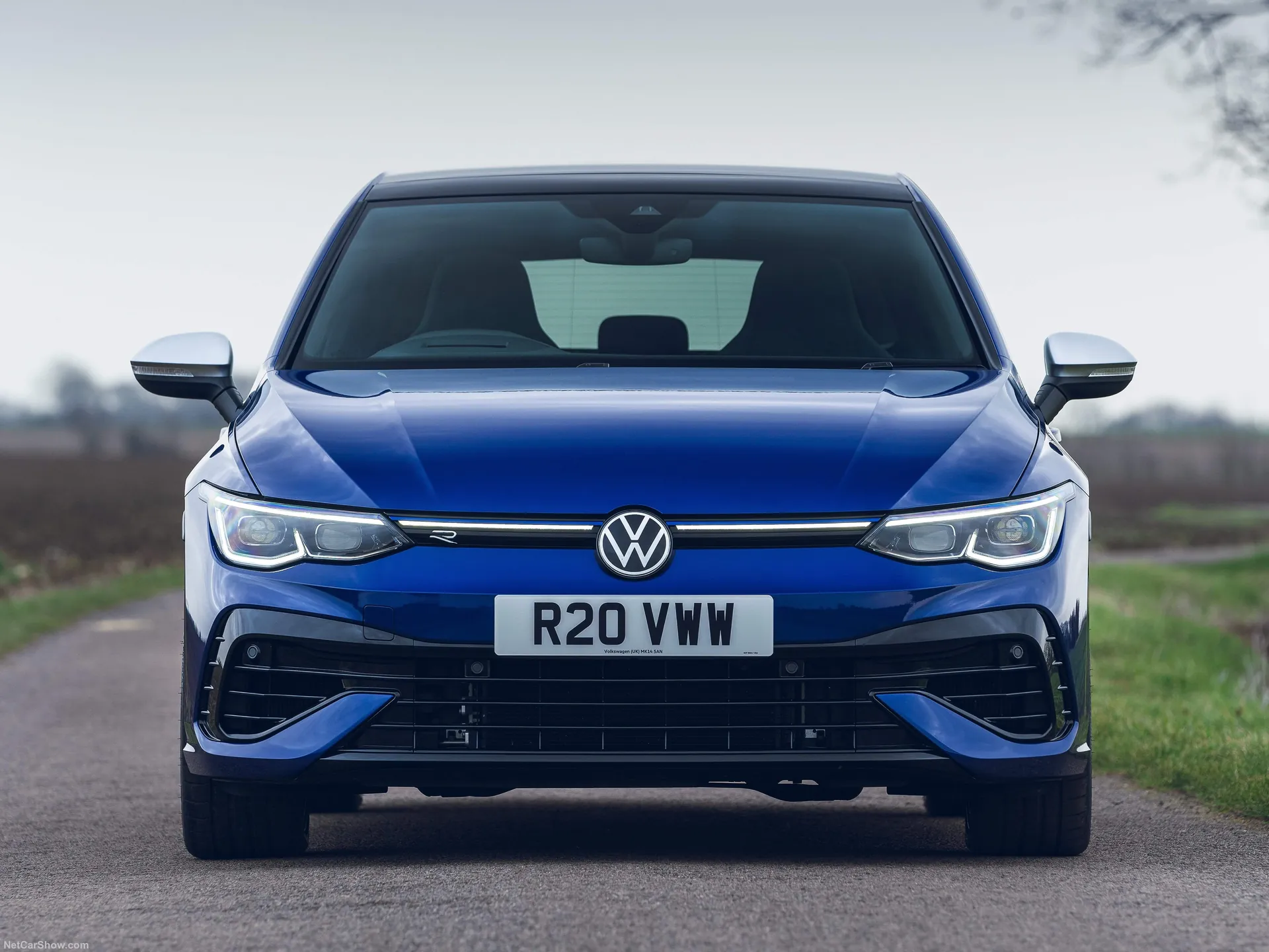 Volkswagen Golf R [UK] (2022) – zepředu
