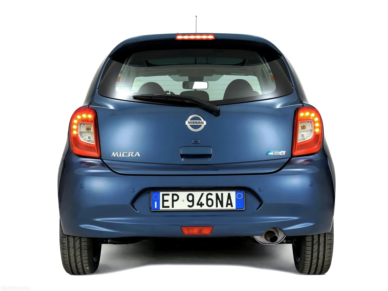 Nissan Micra (2014) – zezadu