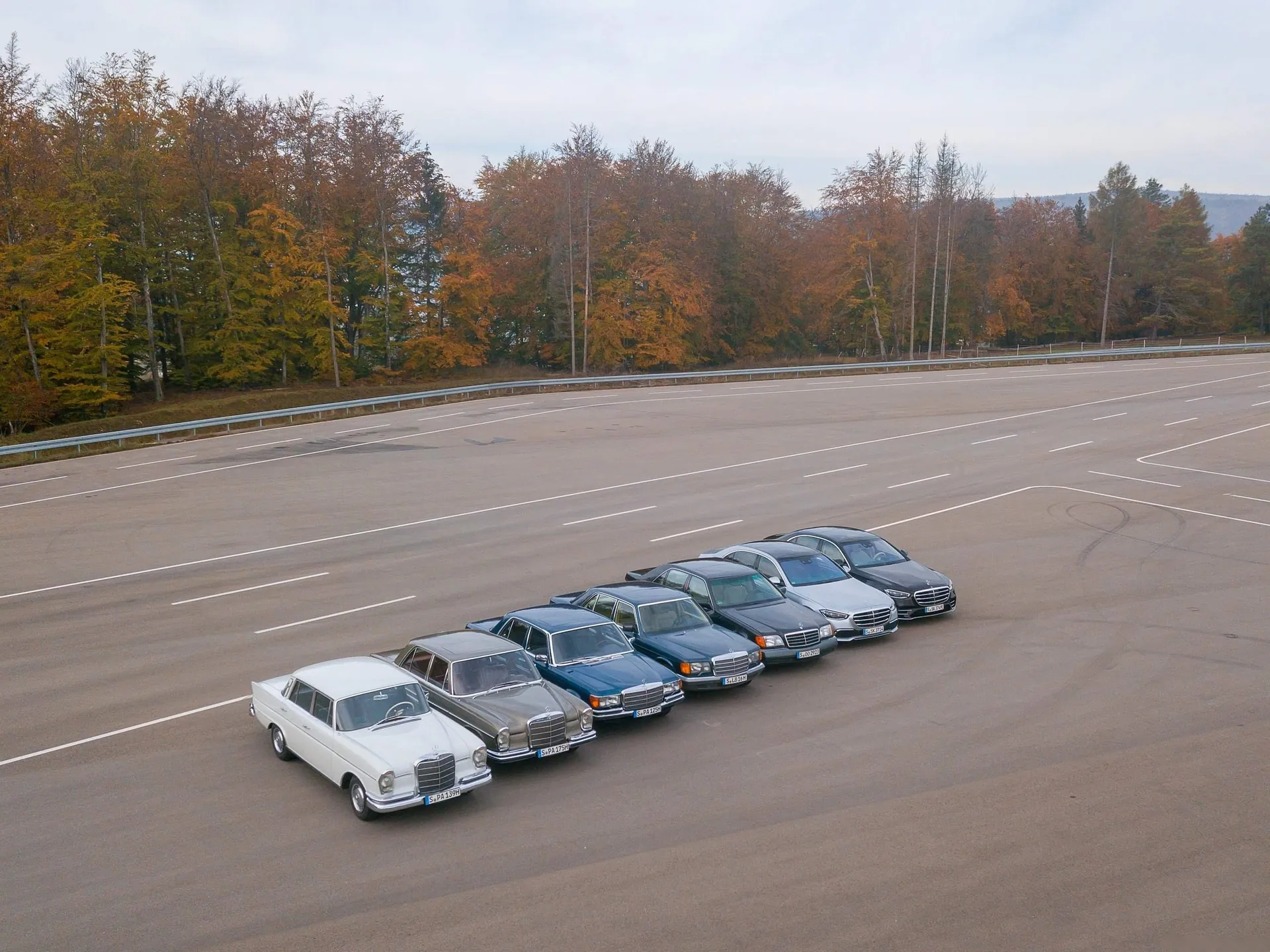 Mercedes-Benz S-Class Plug-in Hybrid (2021) - Heritage