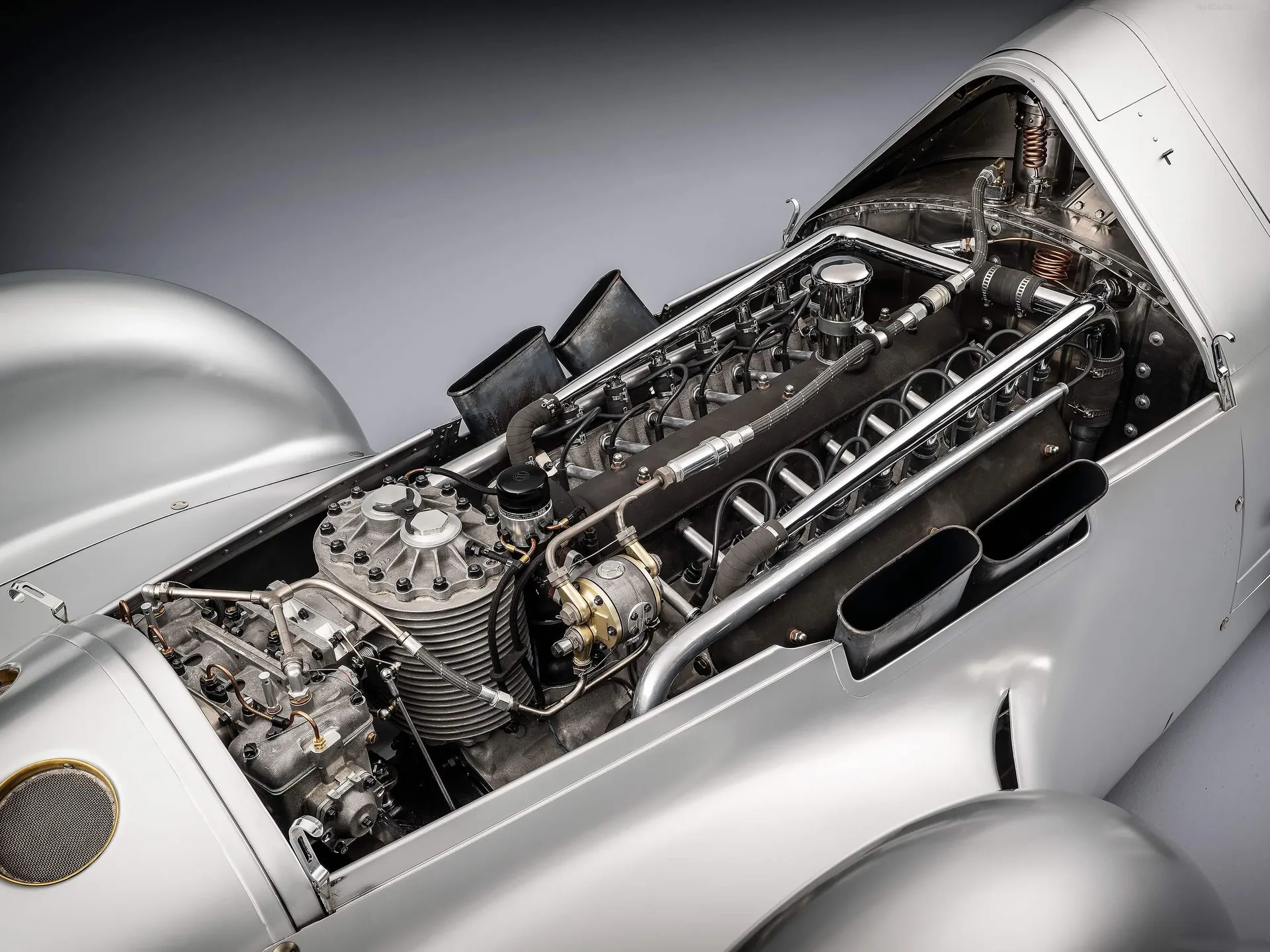 Audi Auto Union Lucca (2026) – motorový prostor