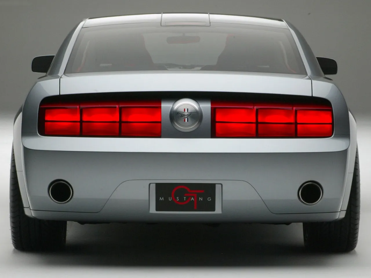 Ford Mustang GT Coupe Concept (2003) – zezadu