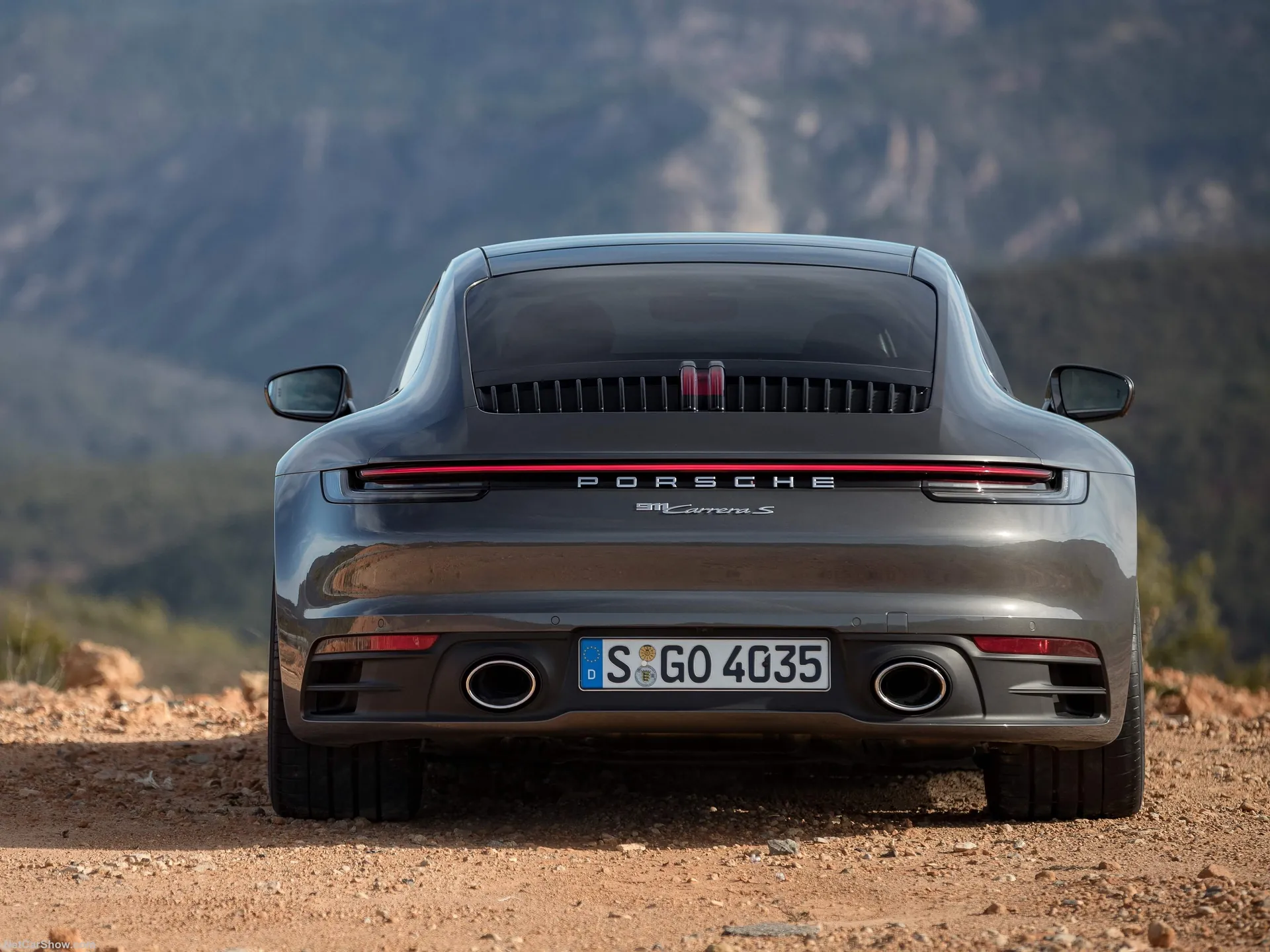 Porsche 911 Carrera S (2019) – zezadu