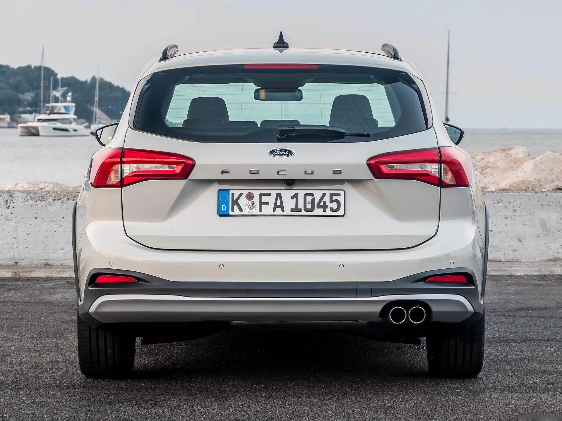 Ford Focus Active Wagon (2019) – zezadu