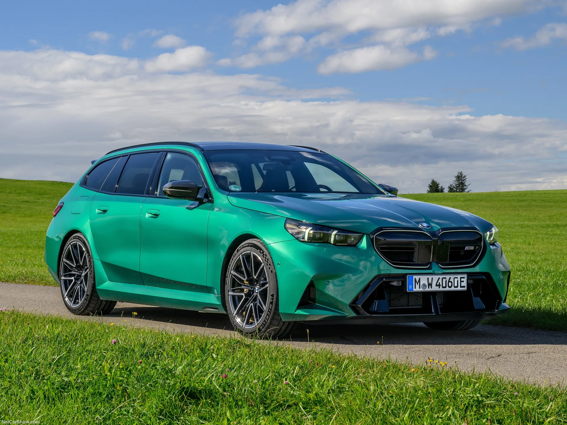 BMW M5 Touring Isle of Man Green (2025)