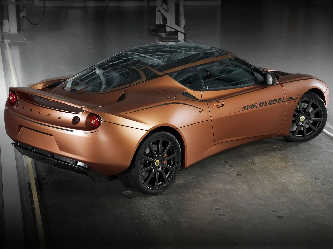 Lotus Evora 414E Hybrid Concept (2010) – zadní tříčtvrteční pohled
