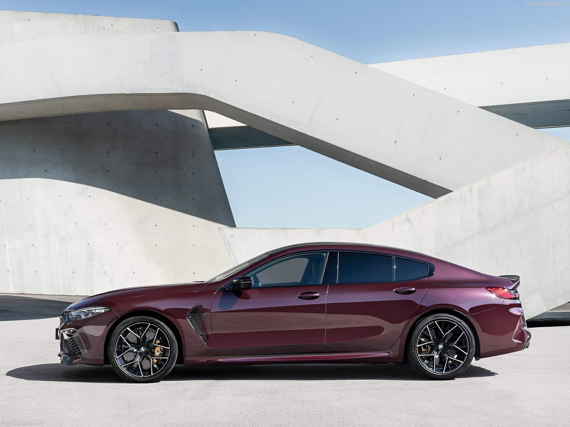 BMW M8 Gran Coupe Competition (2020) – boční profil