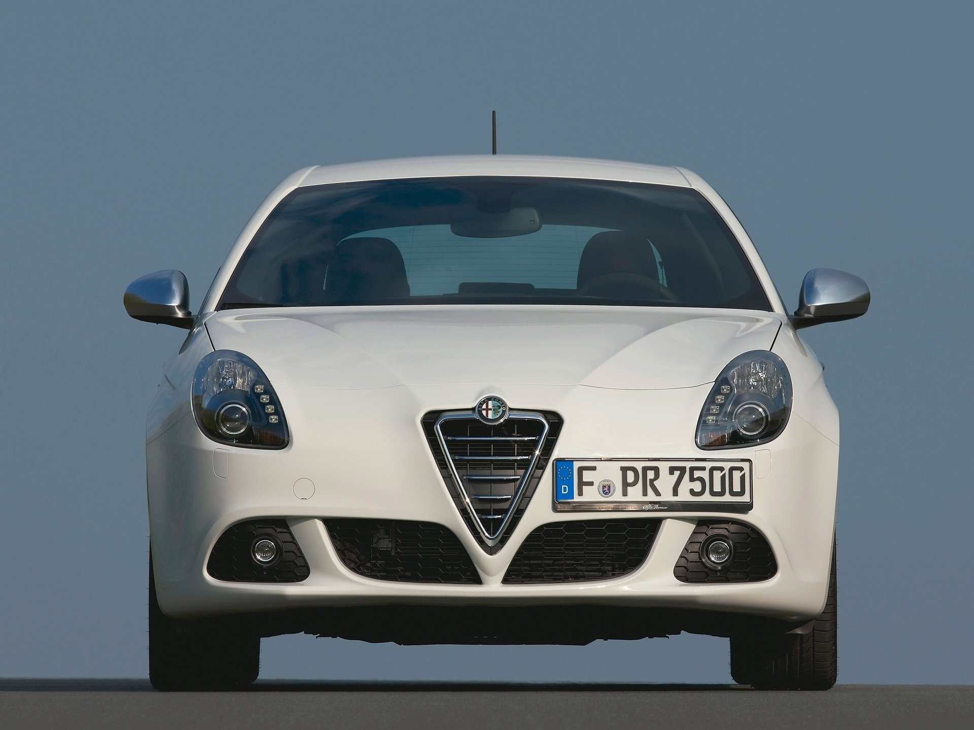 Alfa Romeo Giulietta (2011) – zepředu