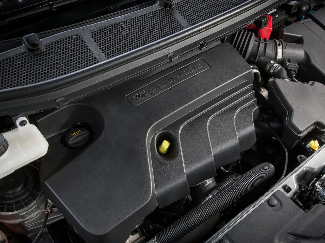Ford Galaxy (2016) – motorový prostor