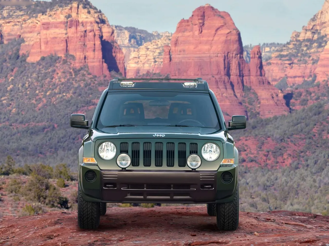 Jeep Patriot Concept (2005) - Front