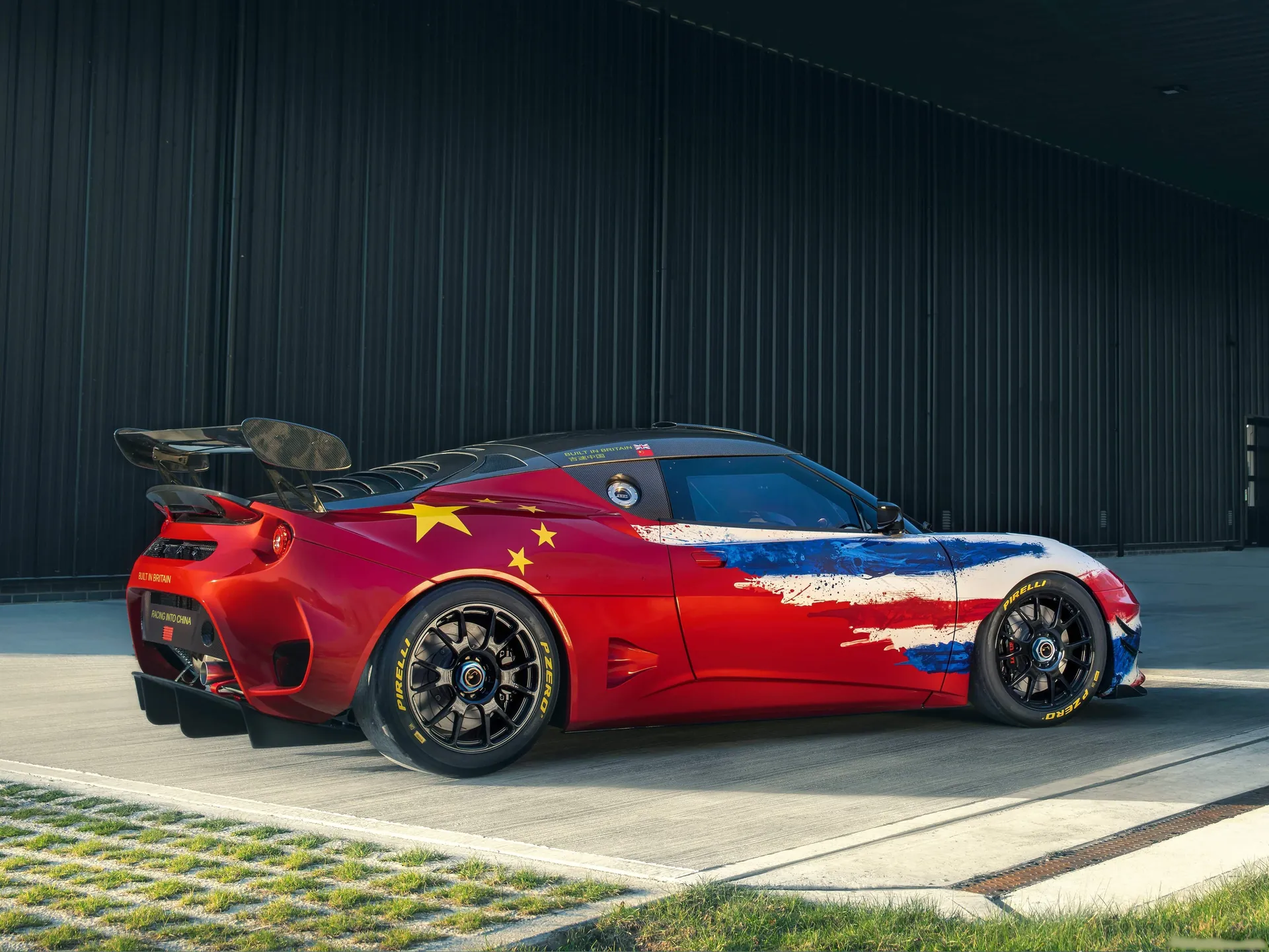 Lotus Evora GT4 Concept (2019) – zadní tříčtvrteční pohled