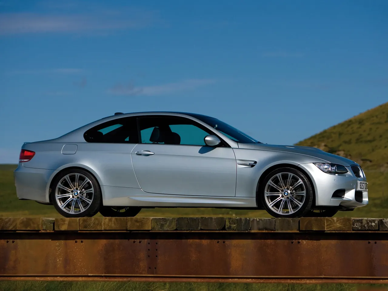 BMW M3 Coupe [UK] (2008) - Side Profile