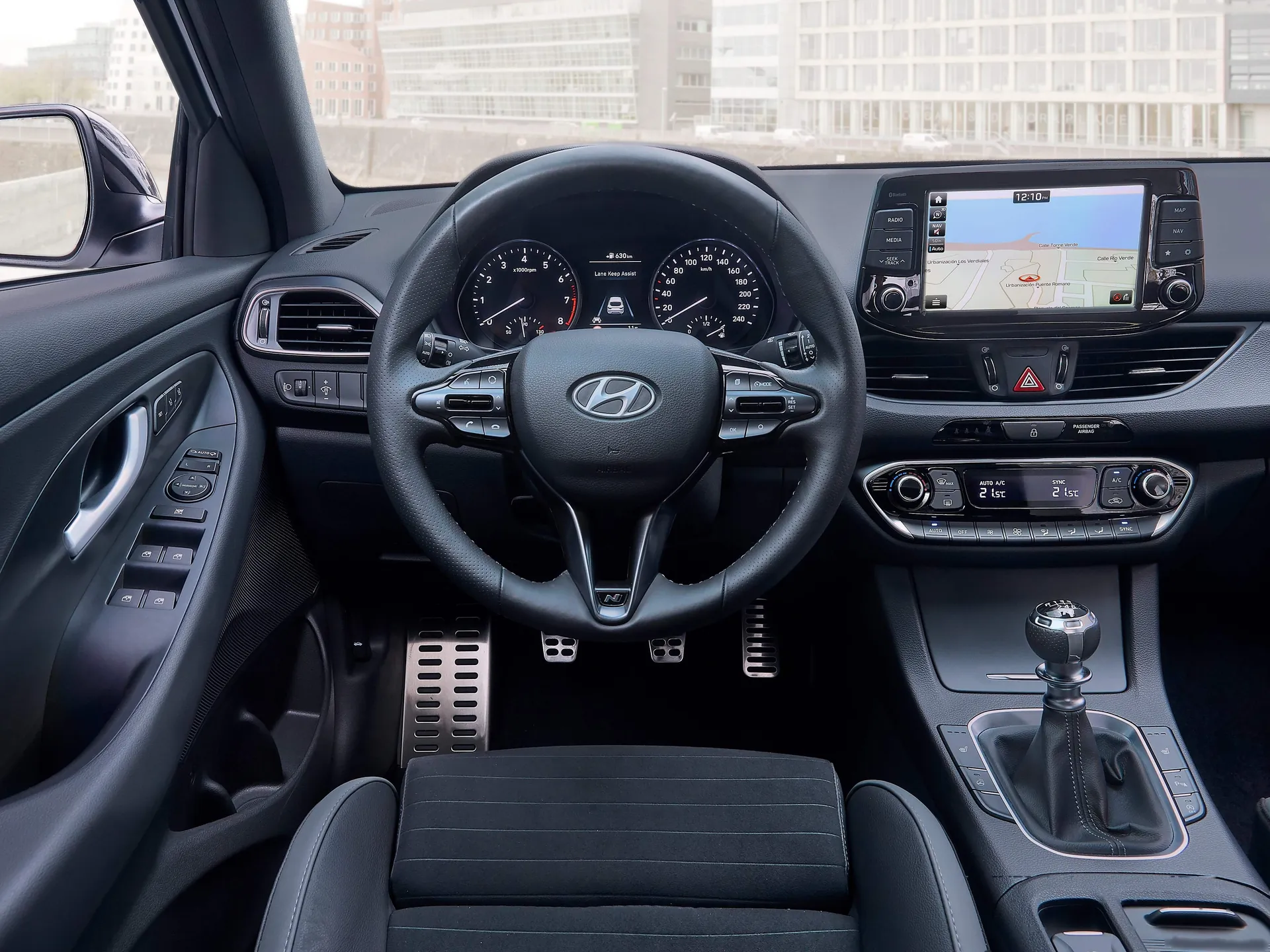 Hyundai i30 Fastback N Line (2019) – interiér