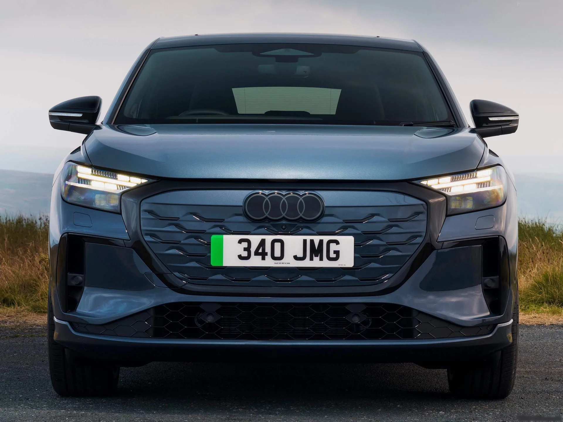 Audi Q4 Sportback e-tron [UK] (2027) - Front