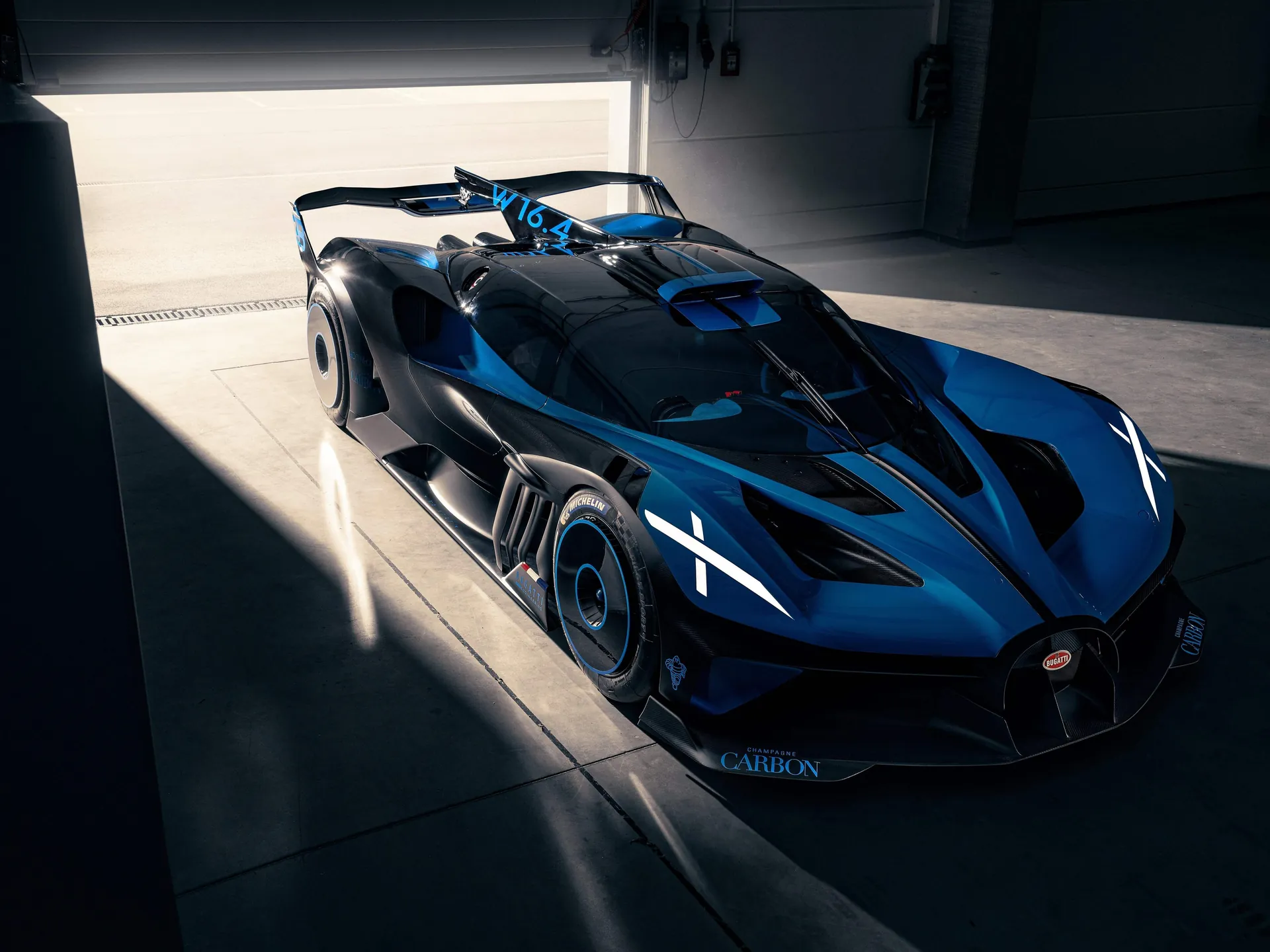 Bugatti Bolide Concept (2020)