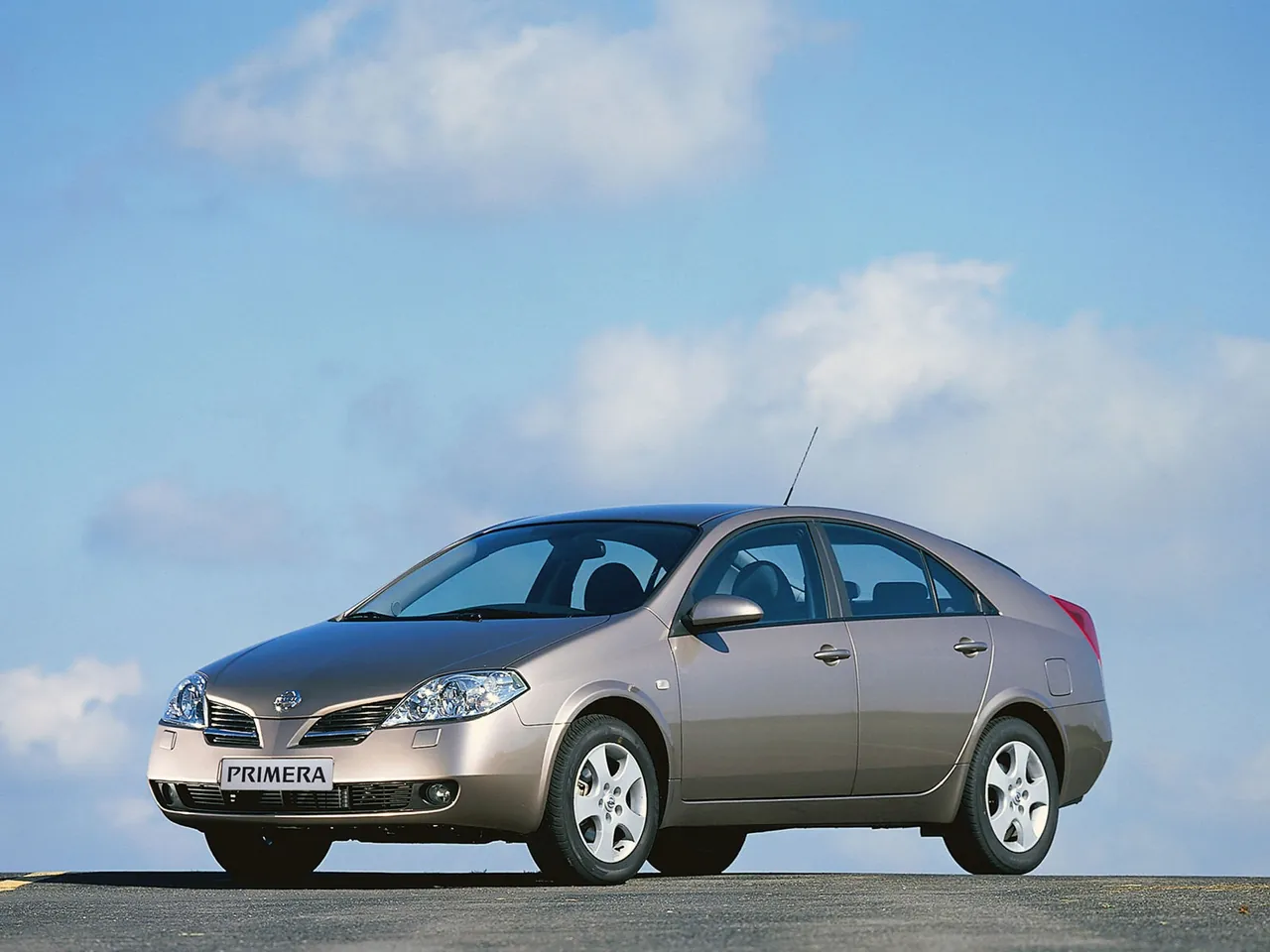 Nissan Primera (2005)