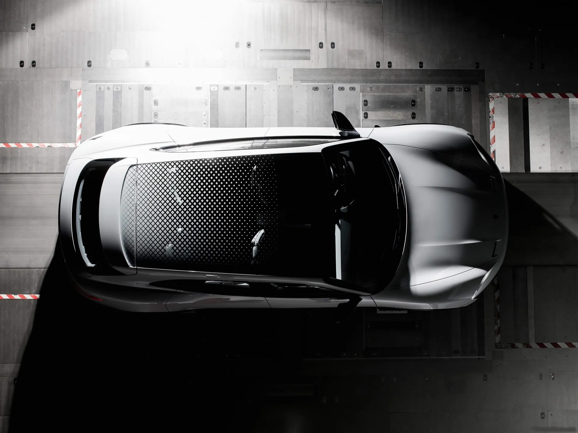 Porsche Mission E Cross Turismo Concept (2018) – pohled shora