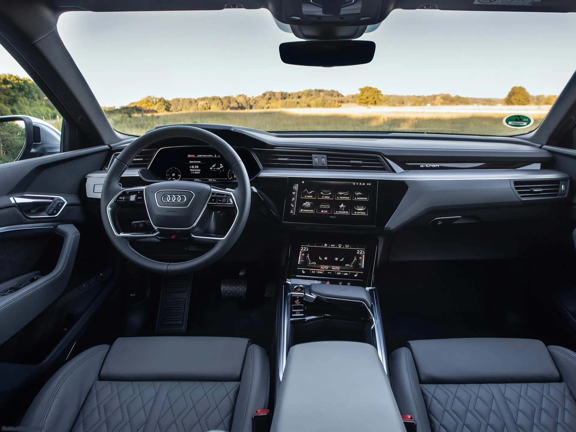 Audi e-tron S Sportback (2021) – interiér