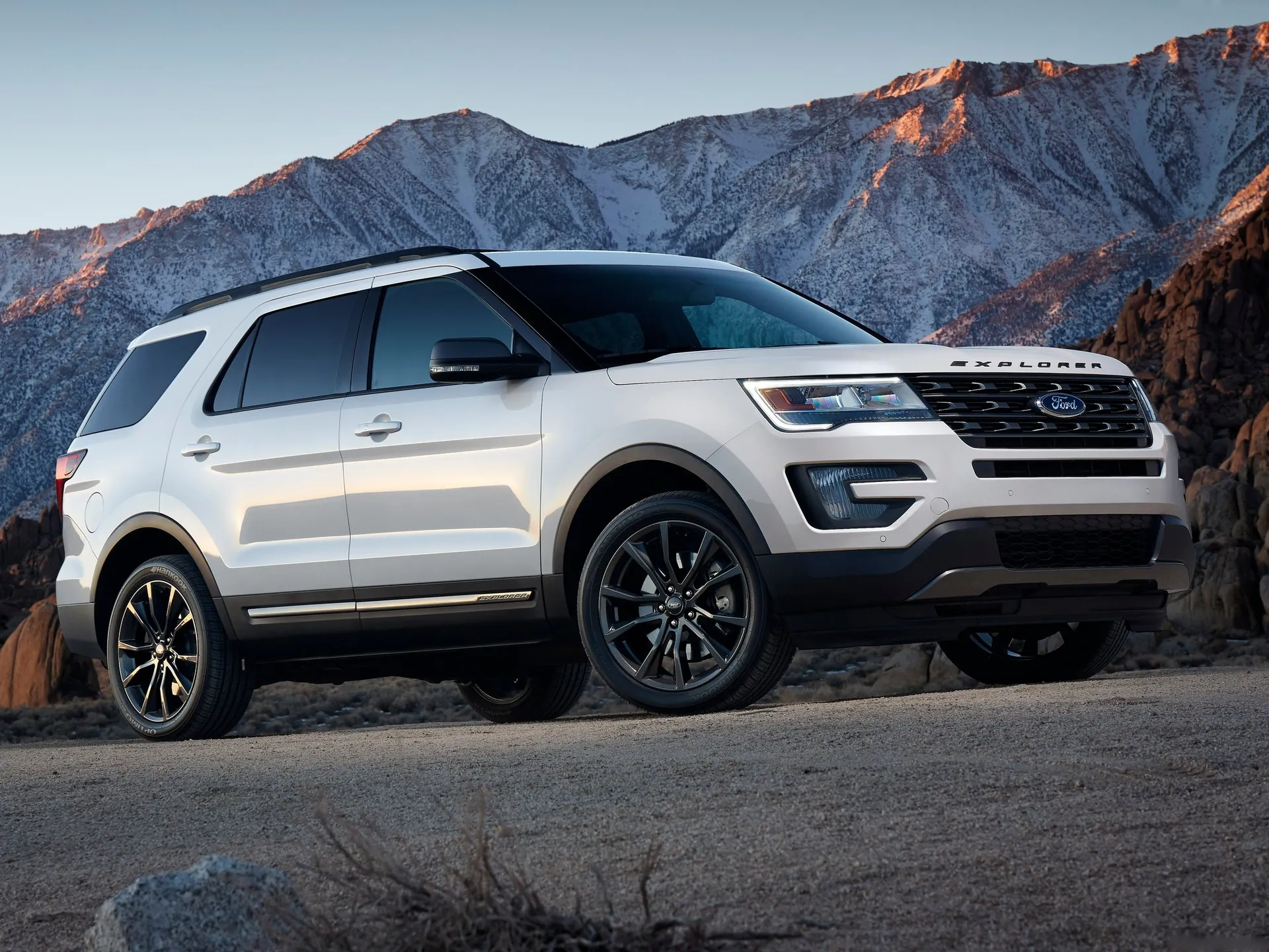 Ford Explorer XLT Sport Appearance Package (2017)