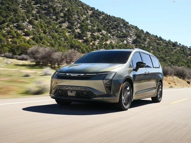 Chrysler Pacifica (2027)