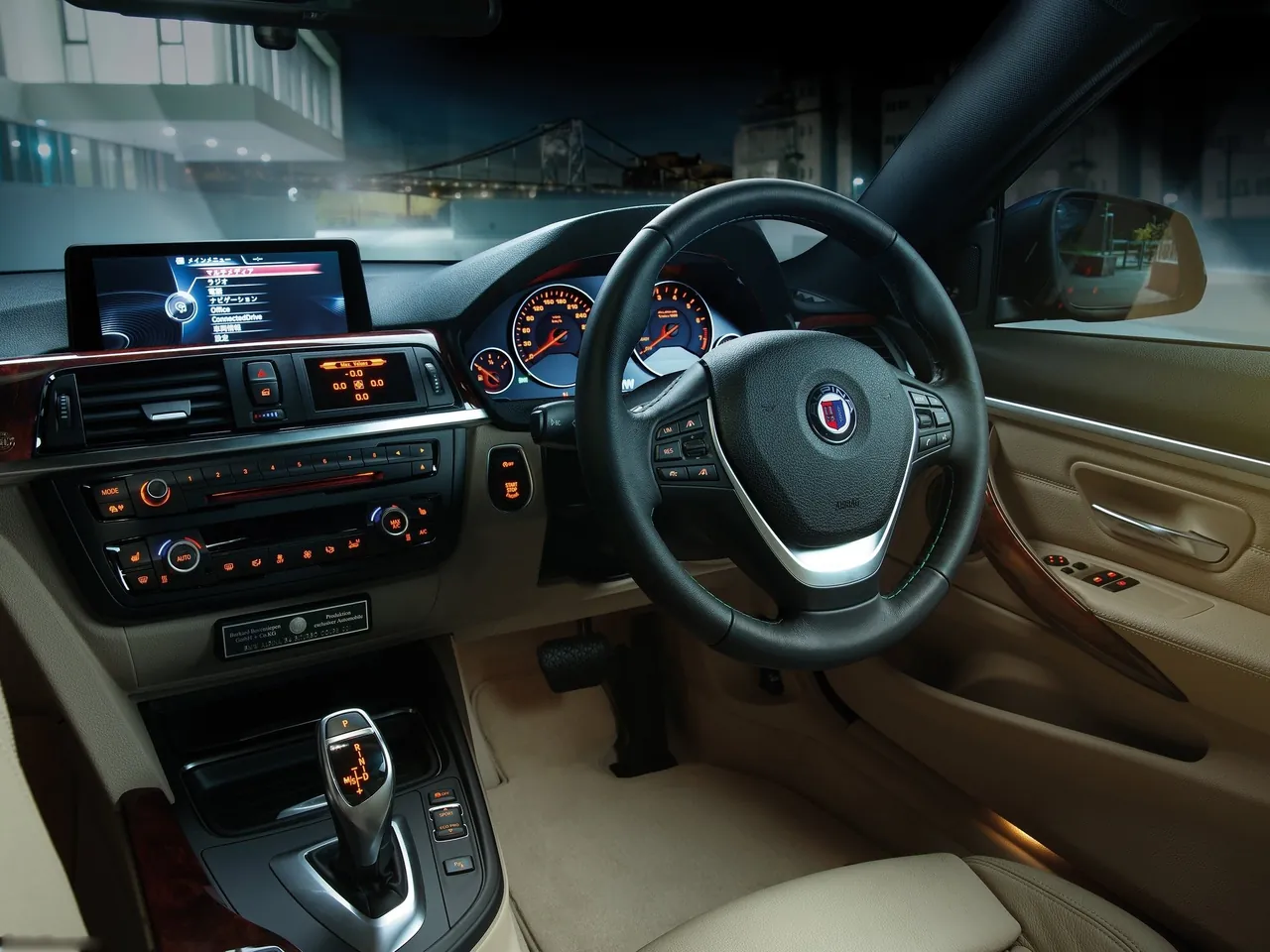 Alpina BMW B4 Bi-Turbo Coupe (2014) – interiér