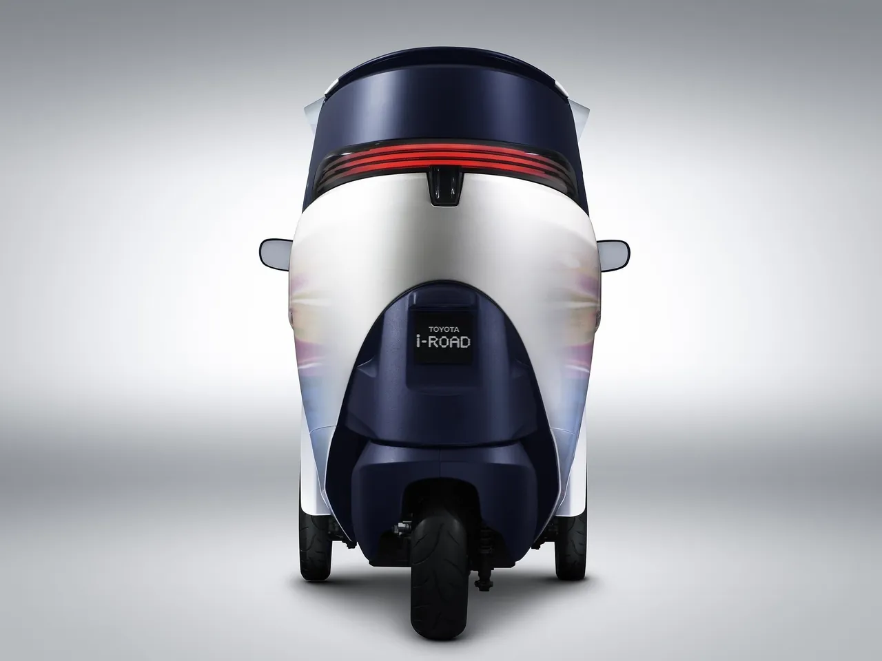 Toyota i-Road Concept (2013) – zezadu