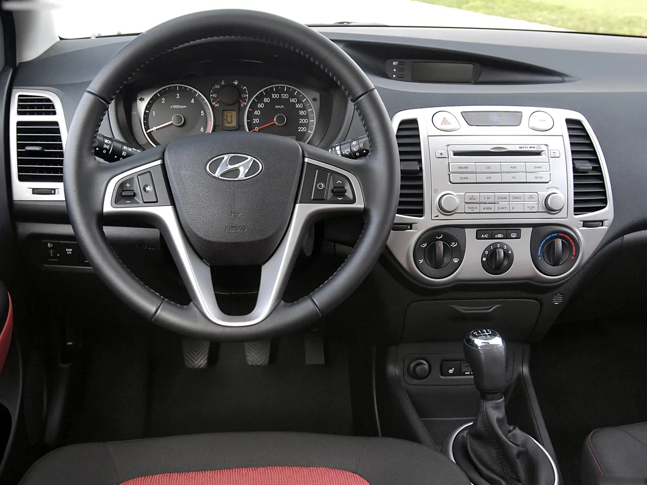 Hyundai i20 (2009) – interiér