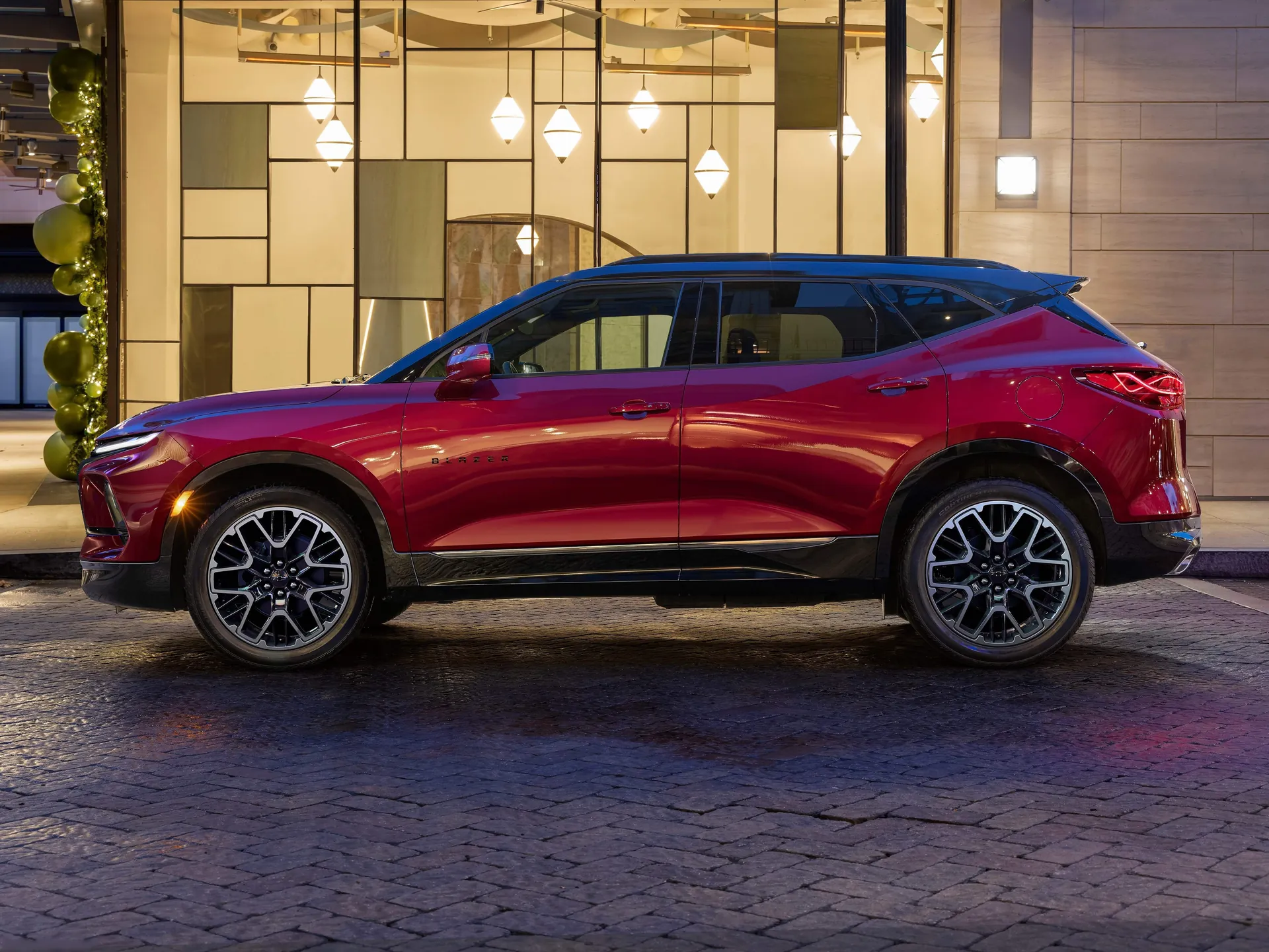Chevrolet Blazer (2023) – boční profil