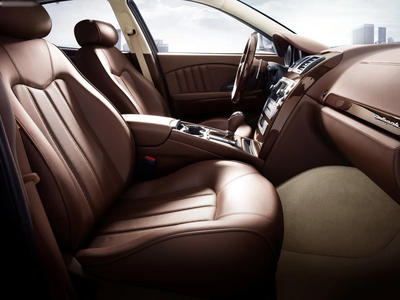 Maserati Quattroporte (2009) – interiér