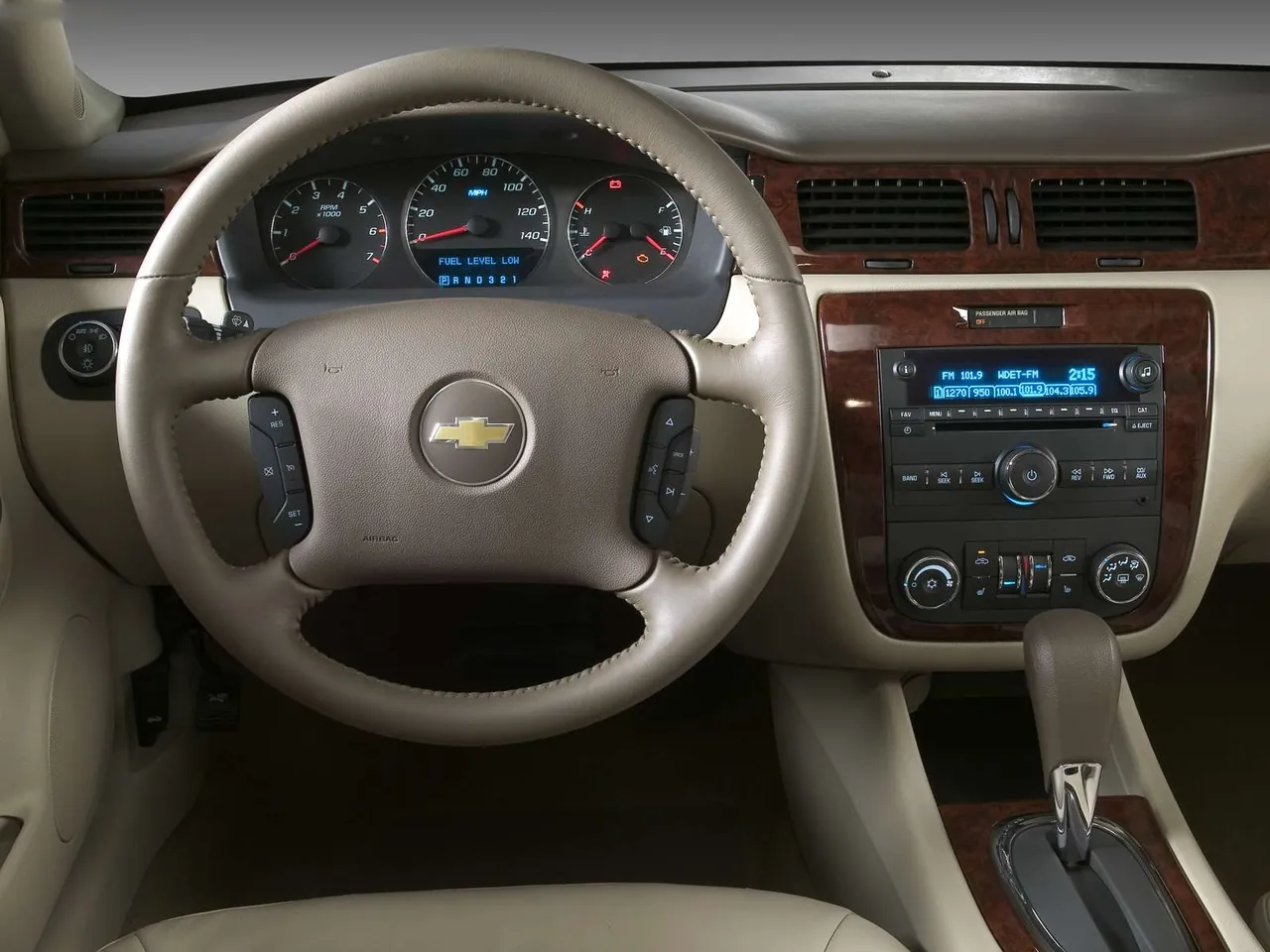 Chevrolet Impala (2006) – interiér