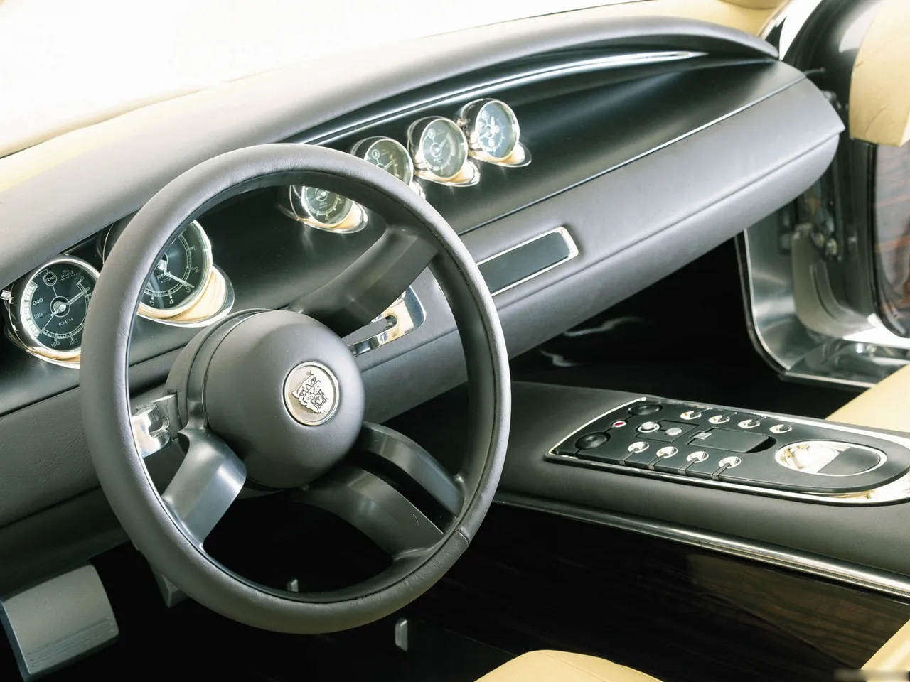 Jaguar R-Coupe Concept (2001) – interiér