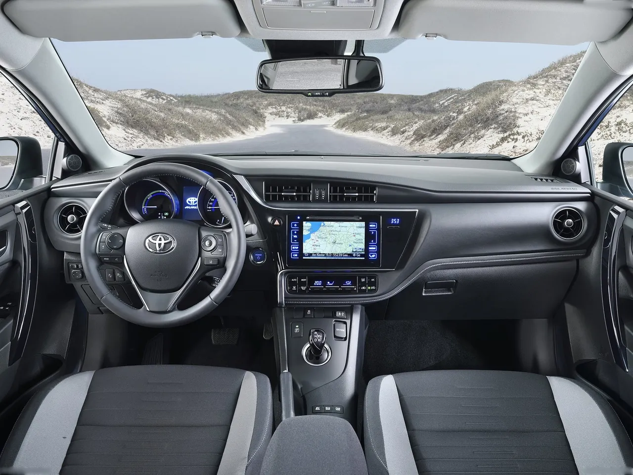Toyota Auris (2016) – interiér