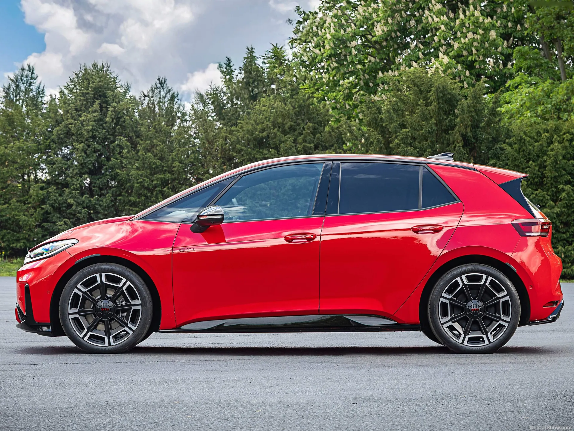 Volkswagen ID.3 GTI (2028) – boční profil