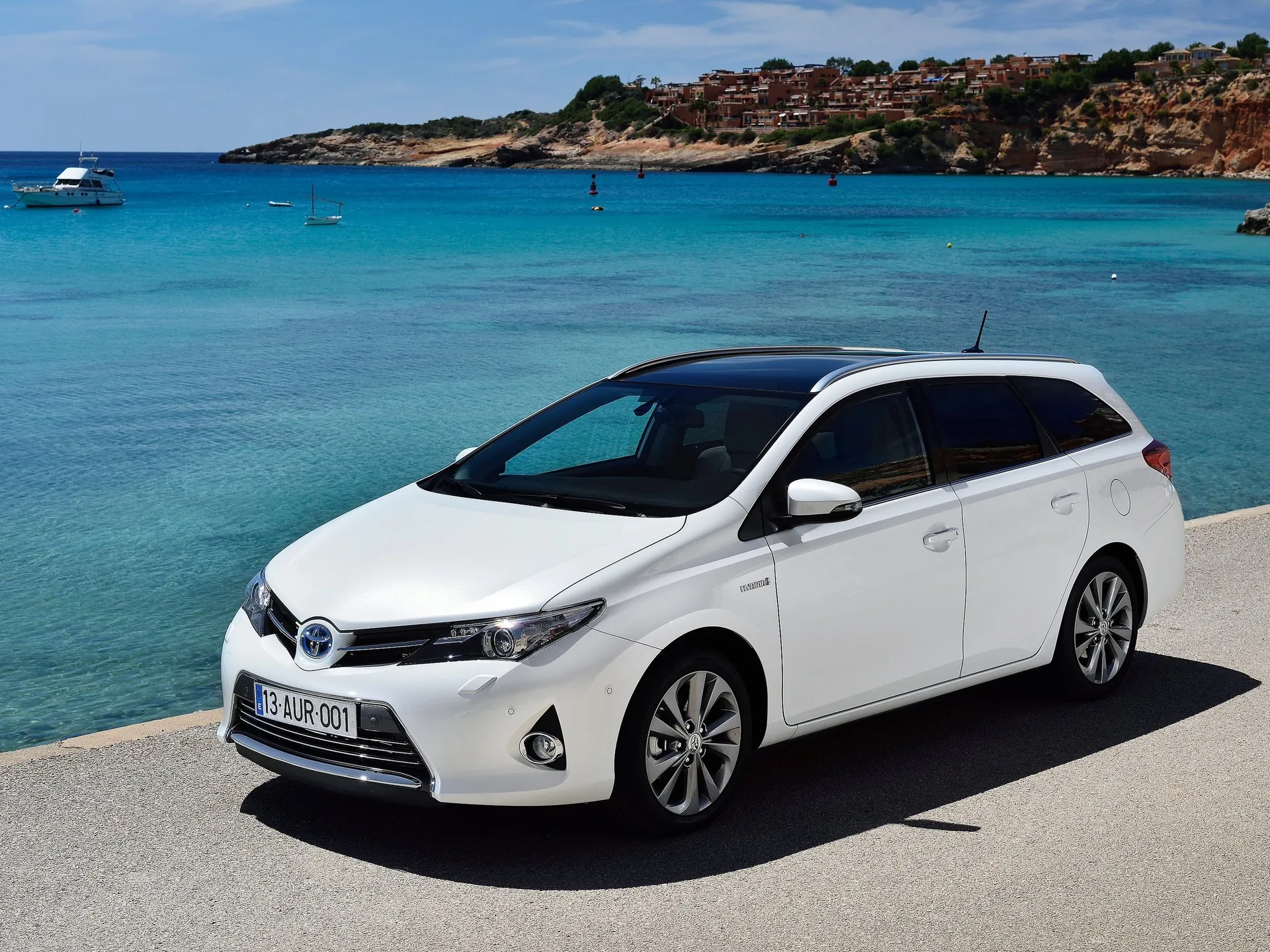 Toyota Auris Touring Sports (2013)