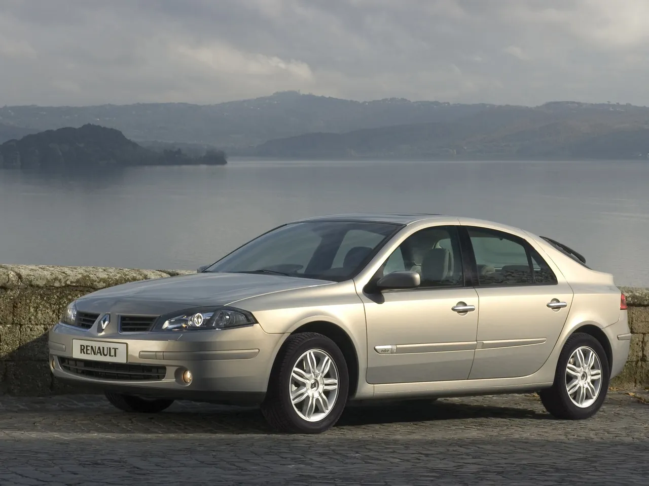 Renault Laguna (2005)