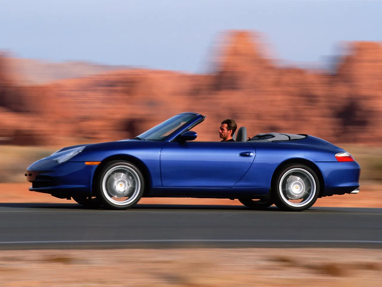 Porsche 911 Carrera Cabriolet (2003) - Side Profile