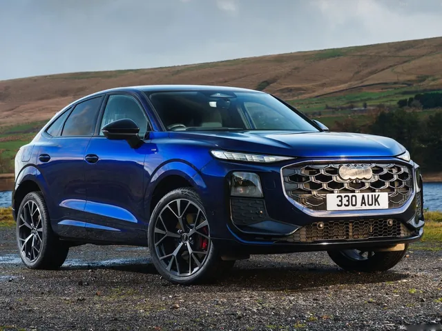 Audi Q3 Sportback e-hybrid [UK] (2026)