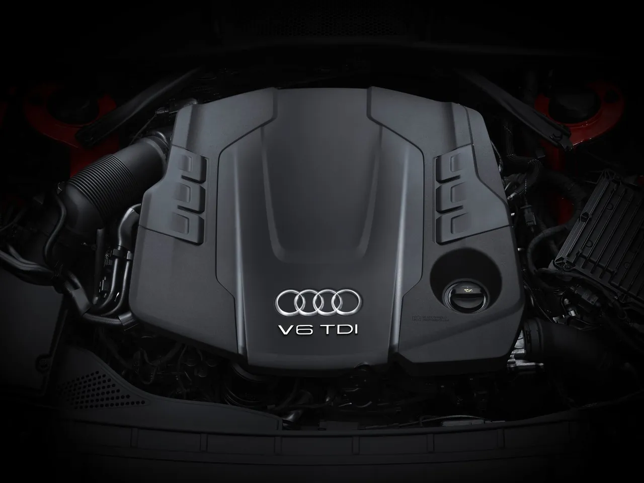 Audi A4 Avant (2016) – motorový prostor