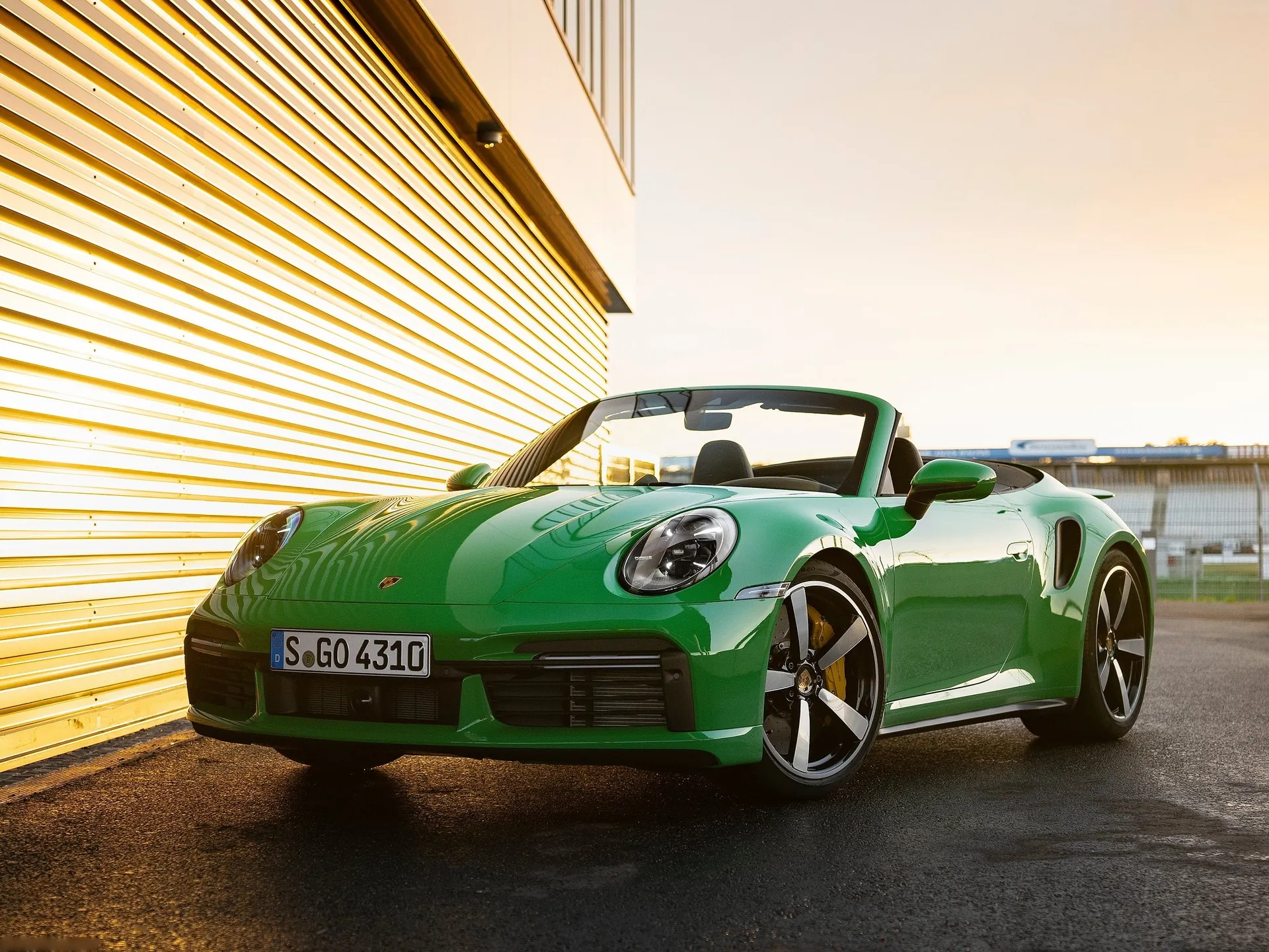 Porsche 911 Turbo Cabriolet (2021)
