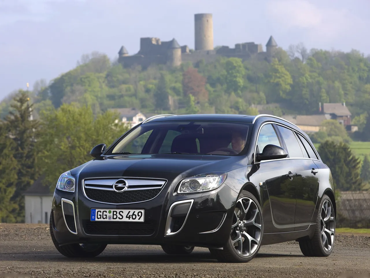 Opel Insignia OPC Sports Tourer (2010)