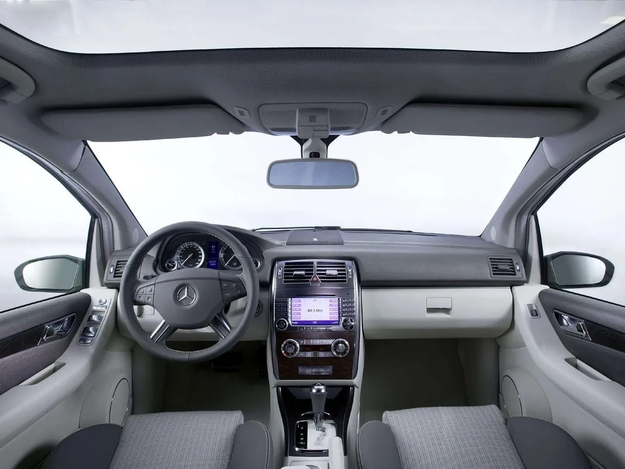 Mercedes-Benz Compact Sports Tourer Vision B Concept (2004) - Interior
