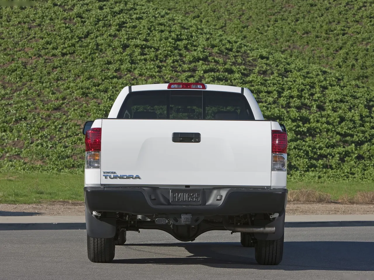 Toyota Tundra Regular Cab (2010) – zezadu