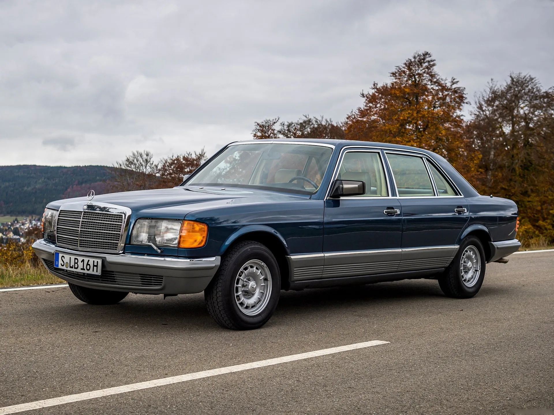 Mercedes-Benz 500 SEL W126 (1979)