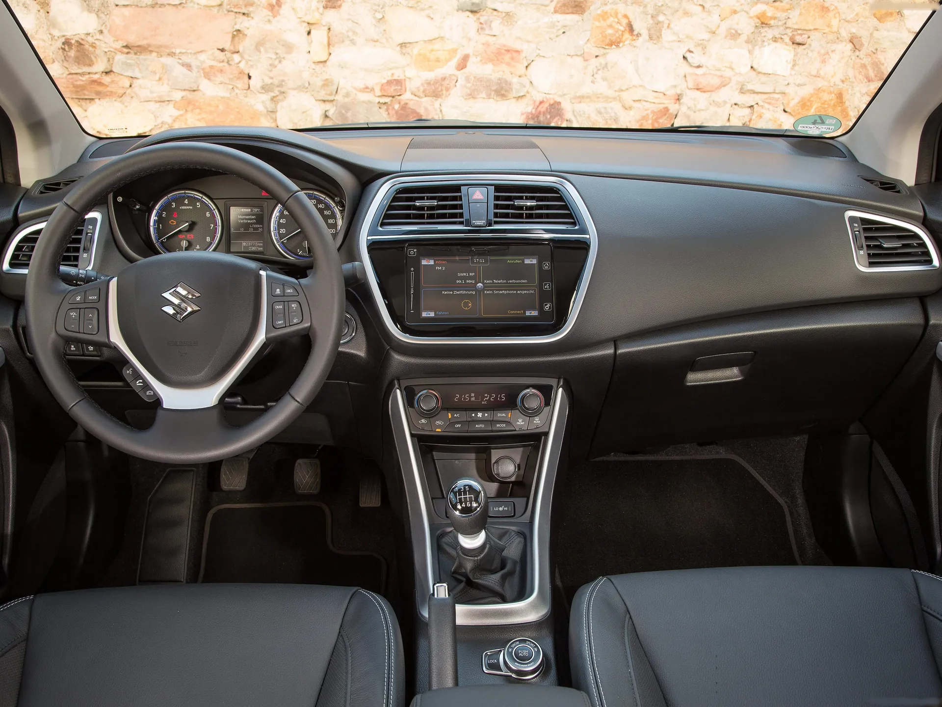 Suzuki SX4 S-Cross (2017) – interiér
