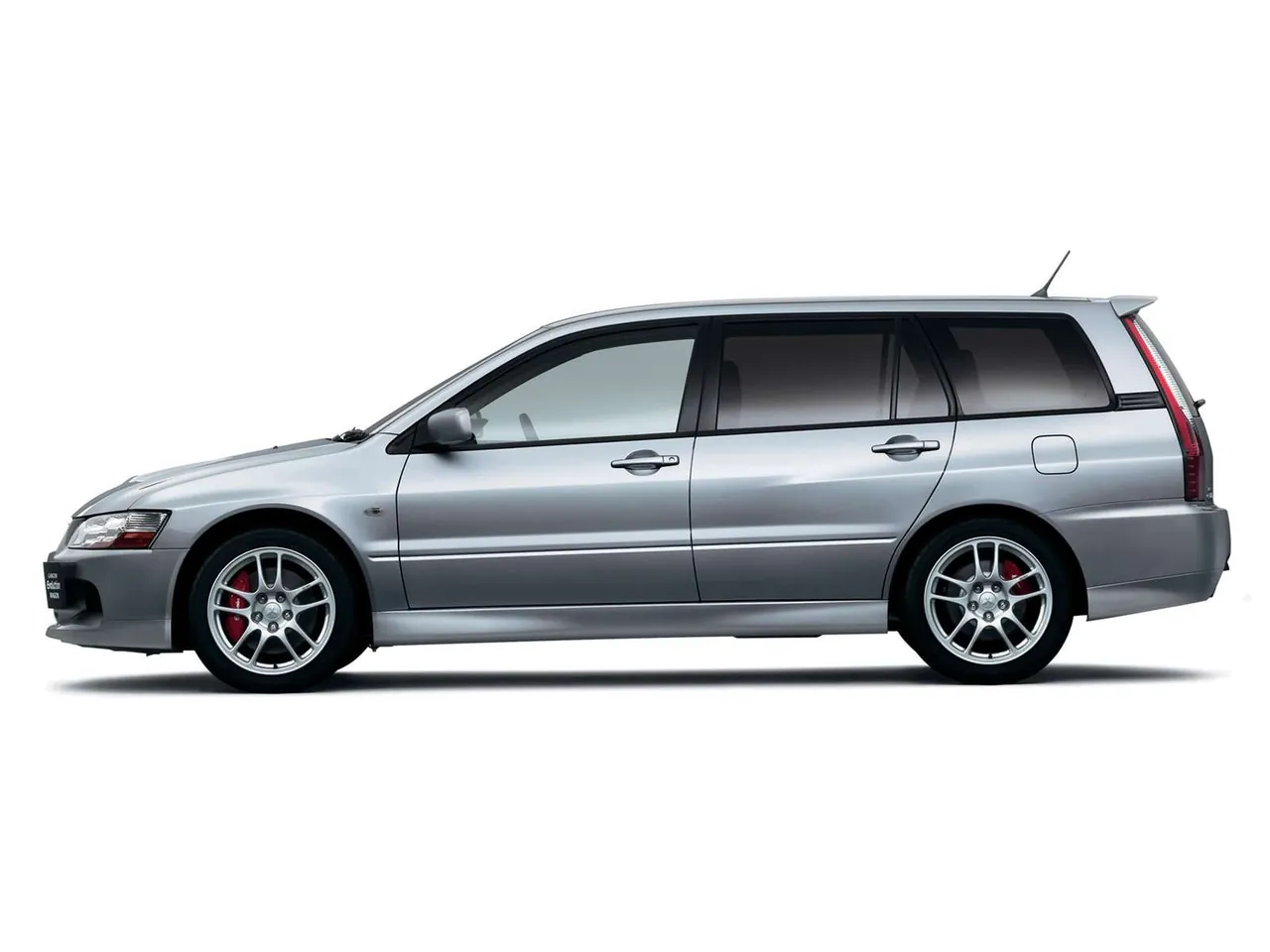 Mitsubishi Lancer Evolution Wagon GT (2005) – boční profil
