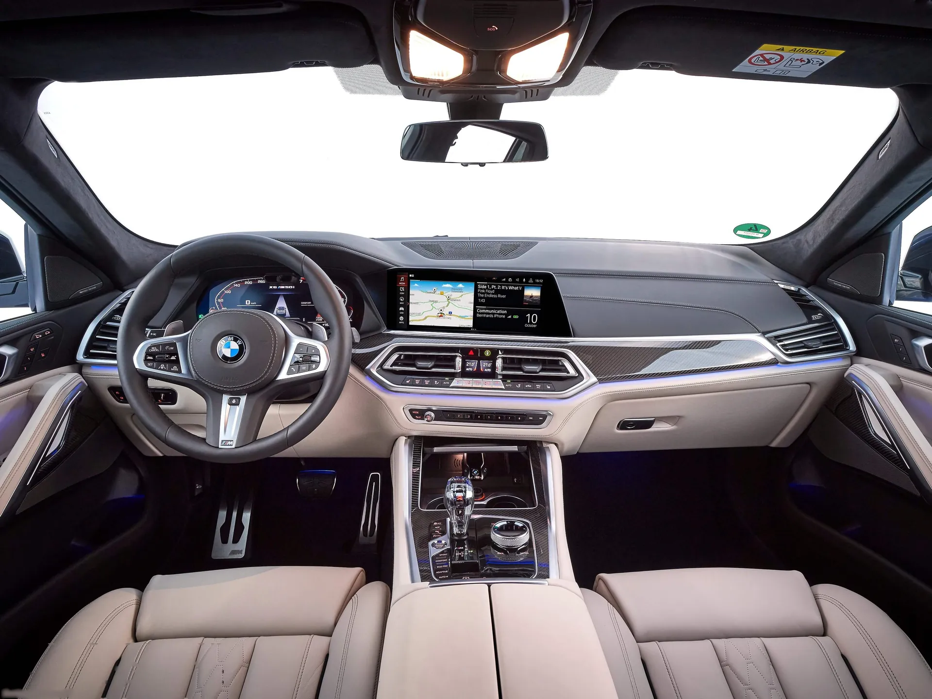 BMW X6 M50i (2020) – interiér